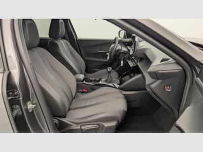 Peugeot 2008 PureTech 130 S&S BVM6 Allure (2023) - Foto 9