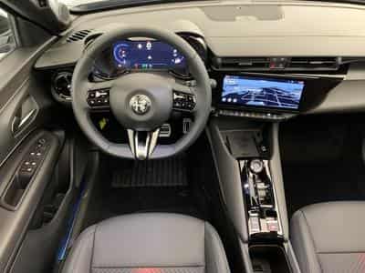 Alfa-Romeo Junior 1.2 Ibrida 145 ch e-DCT6 Q4 Ti (2026) - Foto 13