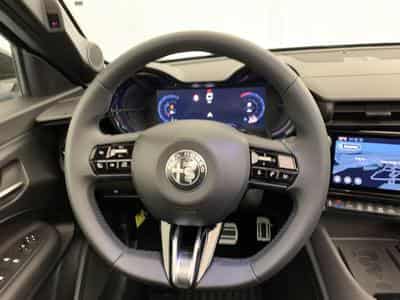 Alfa-Romeo Junior 1.2 Ibrida 145 ch e-DCT6 Q4 Ti (2026) - Foto 14
