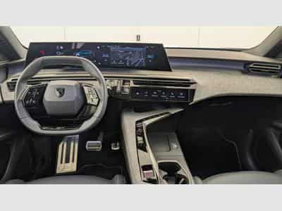 Peugeot 3008 Hybrid 145 e-DCS6 GT (2025) - Foto 13