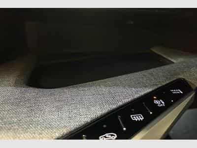 Peugeot 3008 Hybrid 145 e-DCS6 Allure (2025) - Photo 13