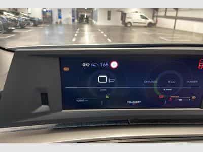 Peugeot 3008 Hybrid 145 e-DCS6 Allure (2025) - Photo 9