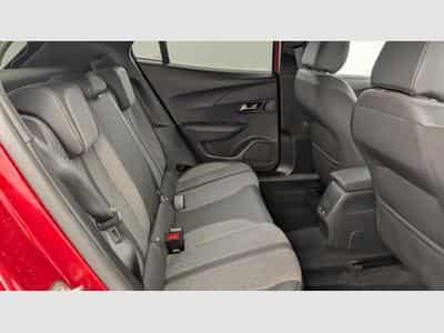Peugeot 2008 PureTech 100 S&S BVM6 Allure (2024) - Photo 10