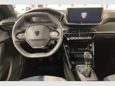 Peugeot 2008 100 S&S BVM6 Allure (2025) - Photo 13