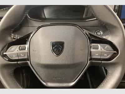 Peugeot 2008 100 S&S BVM6 Allure (2025) - Photo 15