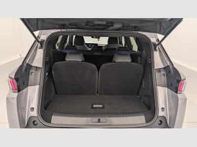 Peugeot 5008 Hybrid 136 e-DCS6 Allure (2025) - Photo 11