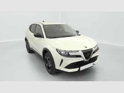 Alfa-Romeo Junior 1.2 Ibrida 145 ch e-DCT6 Ti (2026) - Foto 1