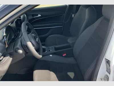 Fiat 600 T-Gen 3 1.2 Hybrid 145ch eDCT6 Sport (2026) - Foto 9