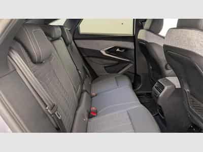 Peugeot 3008 Hybrid 145 e-DCS6 GT (2025) - Foto 10