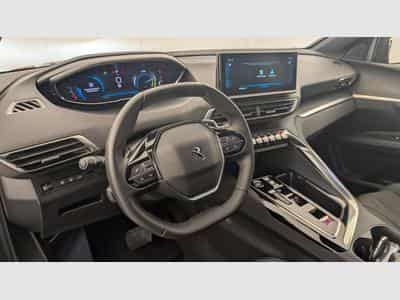 Peugeot 5008 Hybrid 136 e-DCS6 Allure Pack (2024) - Foto 15