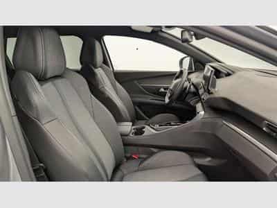 Peugeot 5008 Hybrid 136 e-DCS6 Allure Pack (2024) - Foto 9