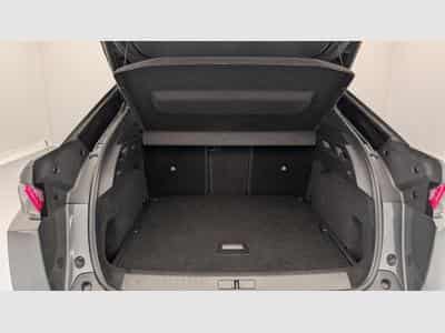 Peugeot 3008 Hybrid 145 e-DCS6 GT (2025) - Foto 11