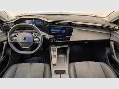 Peugeot 408 Hybrid 136 e-DCS6 Allure (2025) - Foto 13