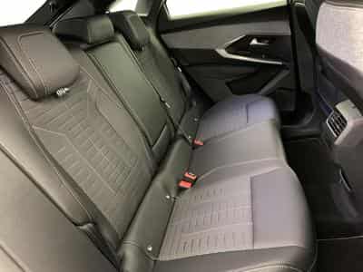 Peugeot 3008 Hybrid 145 e-DCS6 GT (2025) - Photo 13