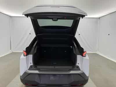 Peugeot 3008 Hybrid 145 e-DCS6 GT (2025) - Photo 14
