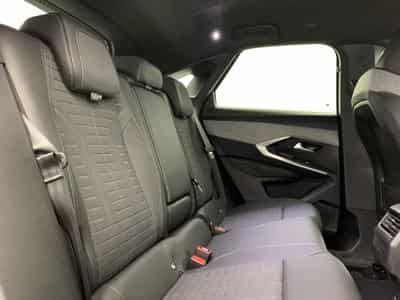 Peugeot 3008 Hybrid 145 e-DCS6 GT (2025) - Photo 10