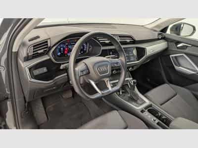 Audi Q3 35 TDI 150 ch S tronic 7 Design (2023) - Photo 15