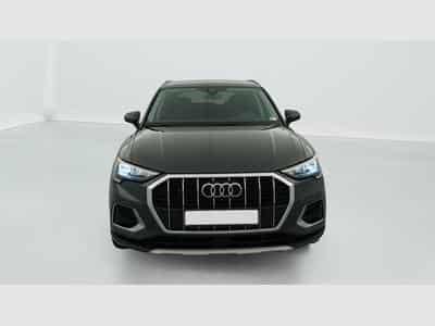 Audi Q3 35 TDI 150 ch S tronic 7 Design (2023) - Photo 2