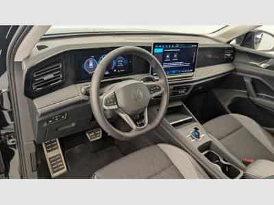 VW Tiguan 1.5 eTSI 131ch DSG7 VW Edition (2025) - Photo 15