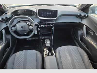 Peugeot 2008 Hybrid 145 e-DCS6 Allure (2026) - Photo 12