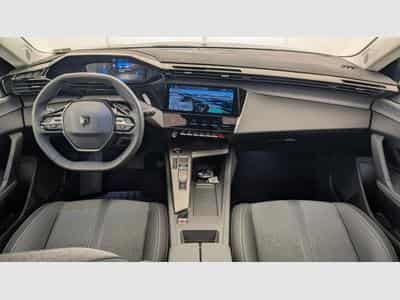 Peugeot 308 Hybrid 145 e-DCS6 Allure (2025) - Photo 13