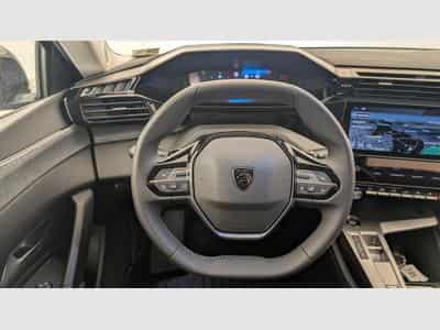 Peugeot 308 Hybrid 145 e-DCS6 Allure (2025) - Photo 14