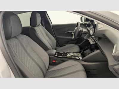 Peugeot 208 Hybrid 110 ch e-DCS6 Allure (2026) - Photo 9