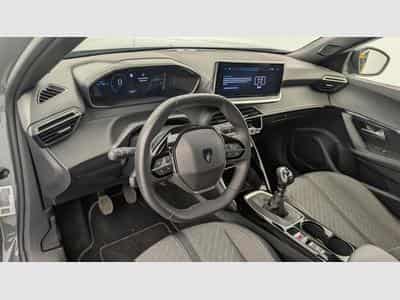 Peugeot 2008 PureTech 100 S&S BVM6 Allure (2024) - Photo 15
