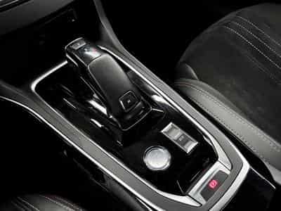 Peugeot 308 SW 1.5 HDI GT LINE 130 CV *DENON* CAM * (2020) - Photo 14