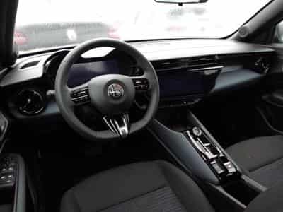 Alfa-Romeo Junior 54 kWh *1 phase charging (2025) - Foto 7