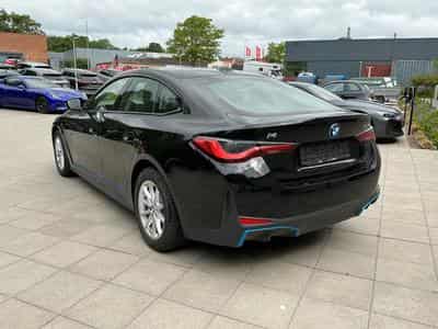 Bmw i4 eDrive40 (2023) - Foto 4