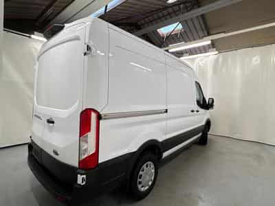 Ford E-Transit Trend (L2H2) (2024) - Foto 3