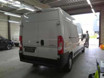 Peugeot Boxer L3H2 75 kWh (2025) - Foto 3