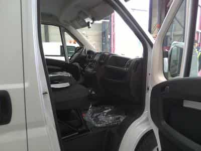 Peugeot Boxer L3H2 75 kWh (2025) - Foto 6