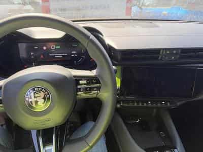 Alfa-Romeo Junior 54 kWh *1 phase charging (2025) - Foto 6
