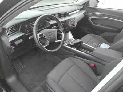 Audi e-tron quattro 50 (2022) - Photo 5