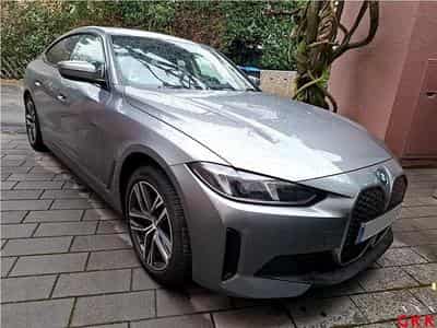 Bmw i4 eDrive40 (2025) - Photo 11