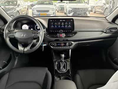 Hyundai i30 Comfort Plus (2025) - Photo 7