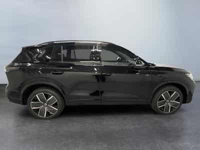 VW Tiguan (2025) - Photo 8