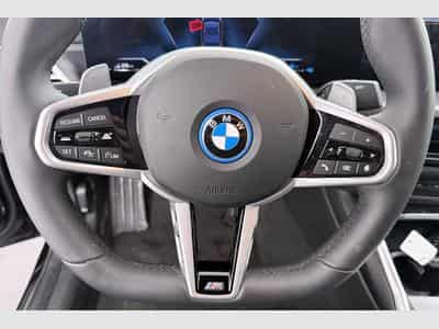 Bmw 330 M Sport (2025) - Photo 10