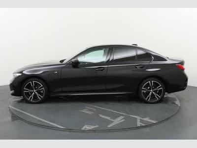 Bmw 330 M Sport (2025) - Photo 2