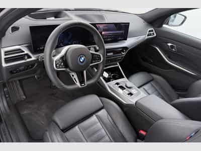 Bmw 330 M Sport (2025) - Photo 7