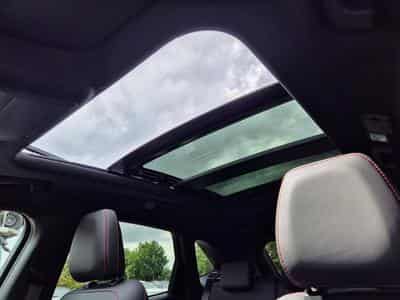 Ford Kuga ST-Line (2025) - Photo 10
