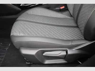 Peugeot 2008 Allure (2025) - Foto 14