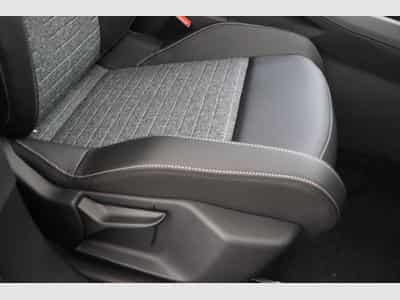 Peugeot 5008 Allure (2026) - Photo 15