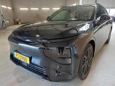 Xpeng G9 New AWD Performan BEV 95KWH Performance AWD (2026) - Foto 1