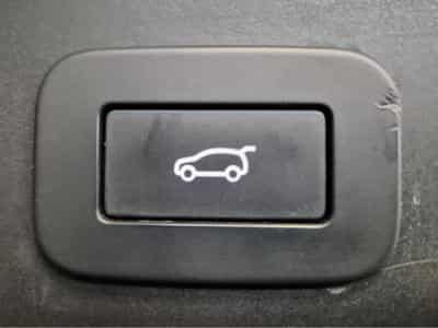 Land-Rover Range Rover Velar NEW MODEL P400 AWD R-DYNAMIC MERIDIAN PANO CUIR NAVI 1 HAND (2023) - Photo 13