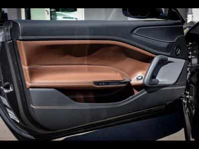 Ferrari GTC4 Lusso V12 (689 CH) - GRIGIO SILVERSTONE – FERRARI POWER WARRANTY 0 (2016) - Foto 10