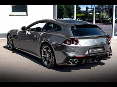 Ferrari GTC4 Lusso V12 (689 CH) - GRIGIO SILVERSTONE – FERRARI POWER WARRANTY 0 (2016) - Foto 3