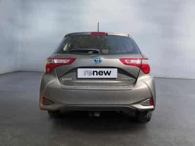 Toyota Yaris 1.5i VVT-i E-CVT Style (2021) - Foto 3